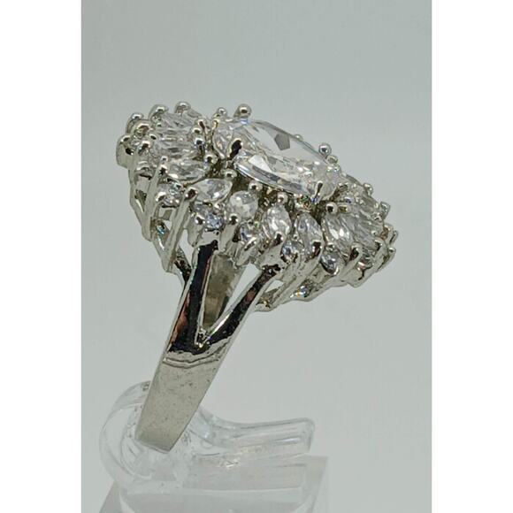 Vintage Ring Size 8 Silver Tone White Gold GP CZ Diamond Cocktail - Picture 8 of 10